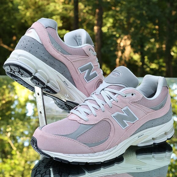 New Balance 2002R Orb Pink Grey Men’s Size 13 - Picture 2 of 13